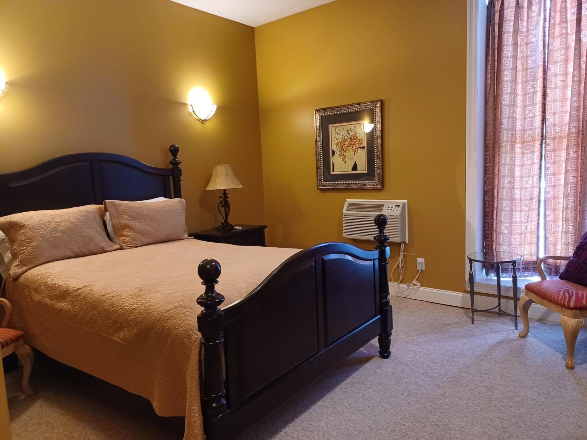 Natchez Manor Bed & Breakfast Exterior photo